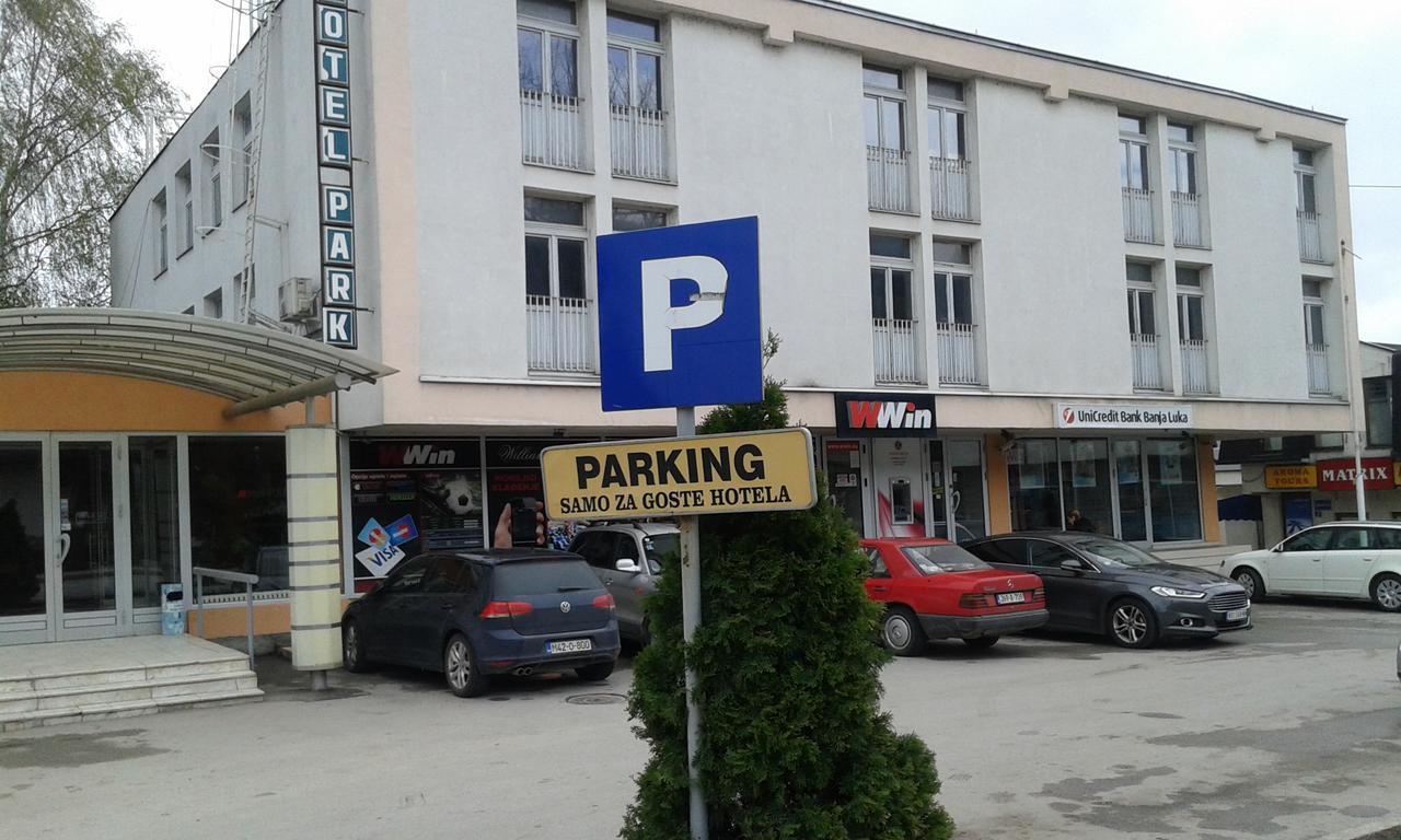 Motel Park Rogatica エクステリア 写真